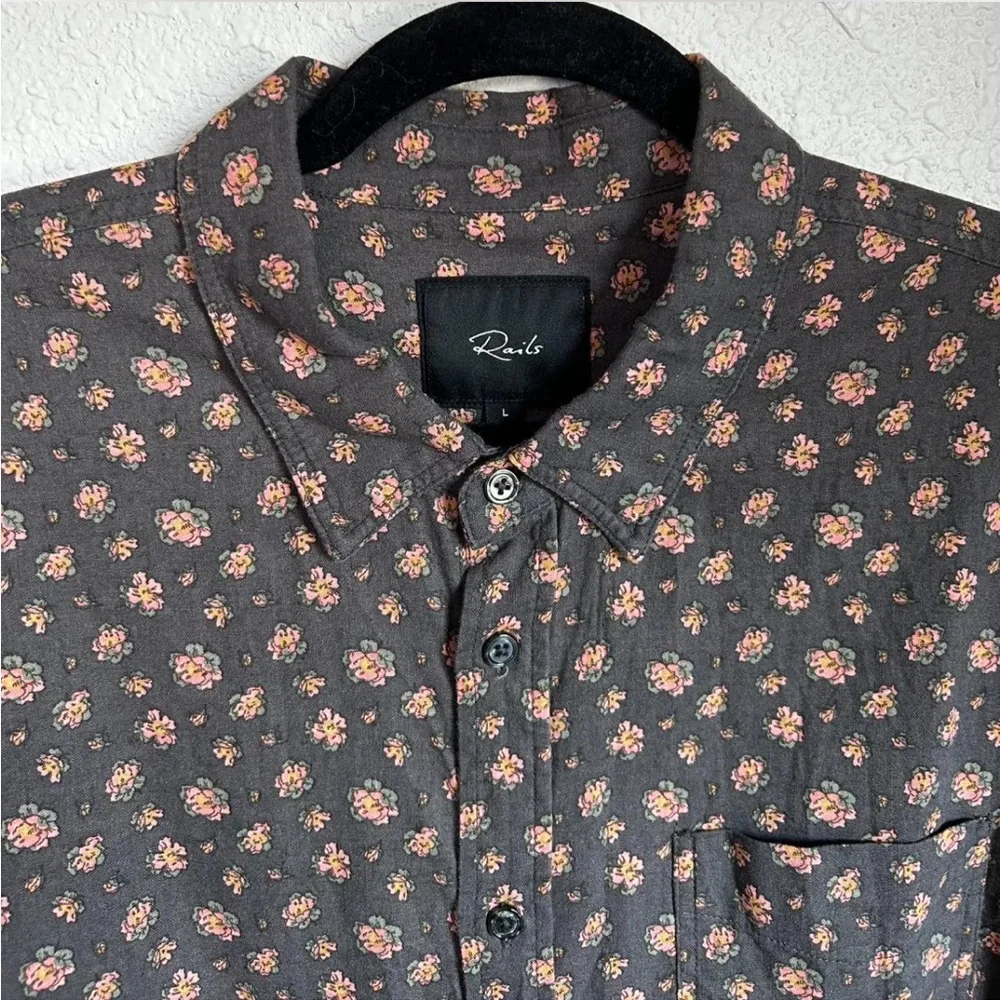 Rails Men’s Short Sleeve Button-Down Shirt in Poppy Print - Picture 3 of 5